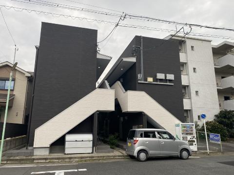 クラスティーネタカバタ