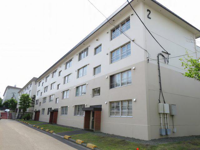 札幌西月寒団地2号棟