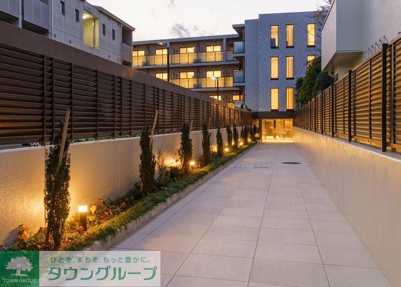 MEJIRORESIDENCE