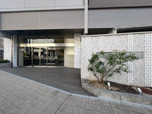 プレサンスジェネ新神戸ステーションフロント