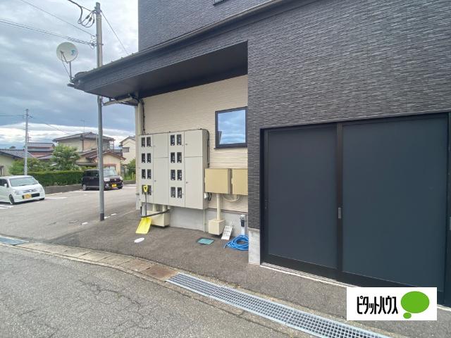 カーサ・コモード茶屋