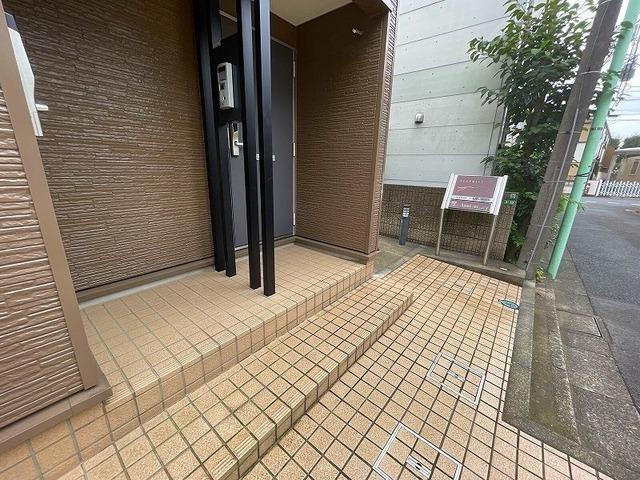 レオパレスフィールド II