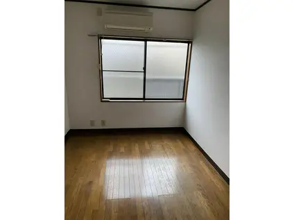 シャローヒルズ(ワンルーム/1階)の居間写真