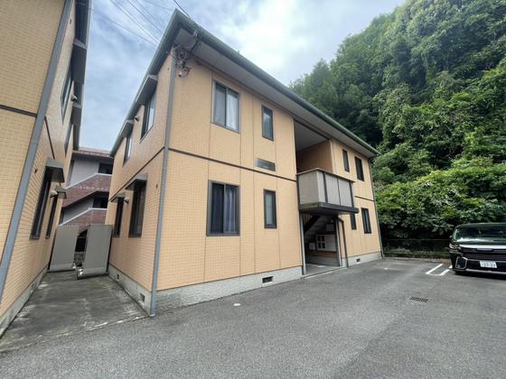 シャーメゾン己斐B棟