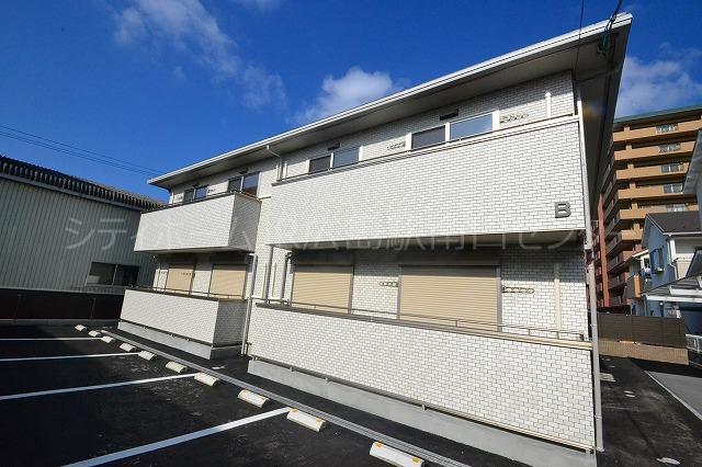 プラムガーデンB