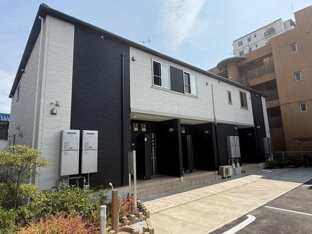 ラゴム コティ