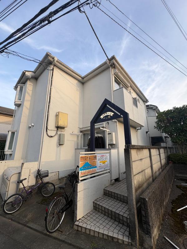 ファミーユ一ツ橋