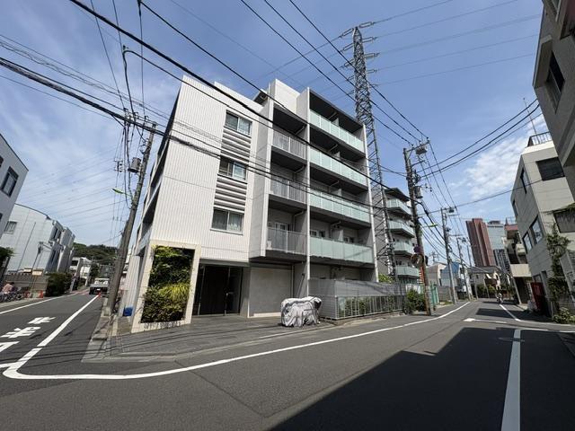 GENOVIA三軒茶屋GREEN VEIL