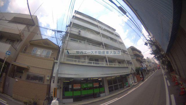ベルハイム長瀬駅前