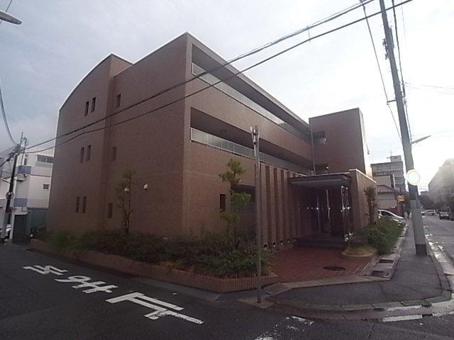 メトロポリタン