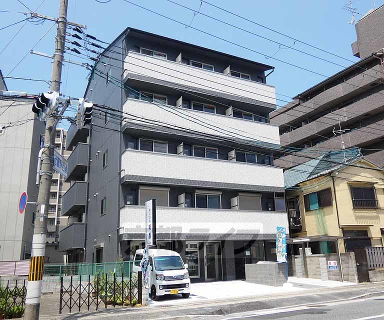 チェーズ高辻葛野西