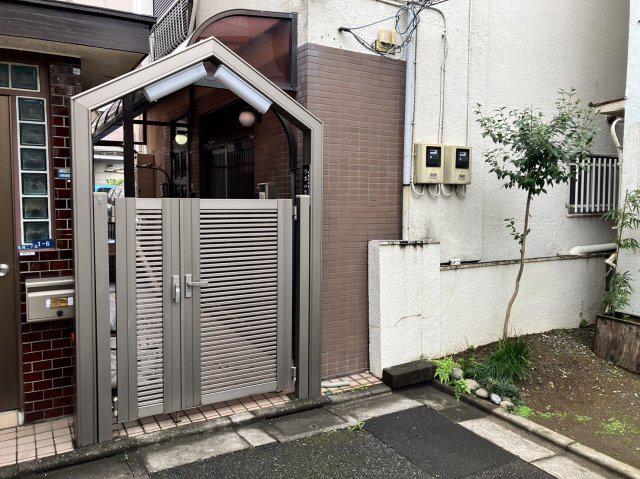 リカハウスA