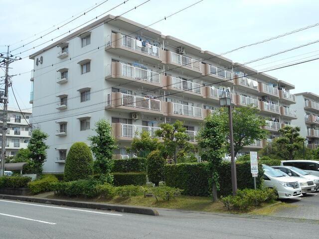 東鷲宮ニュータウン駅前通