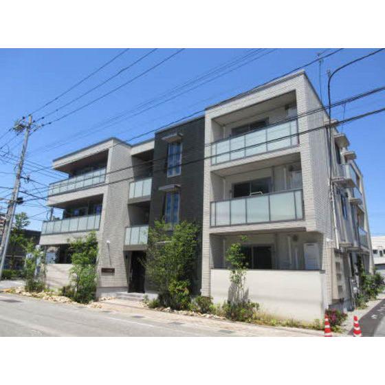 富山地鉄本線 稲荷町駅(富山) 徒歩11分 3階建 築8年
