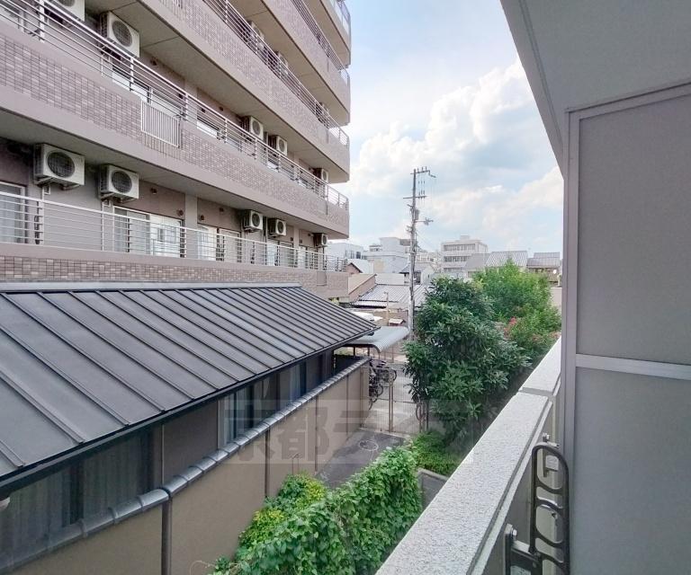 クローバーコート