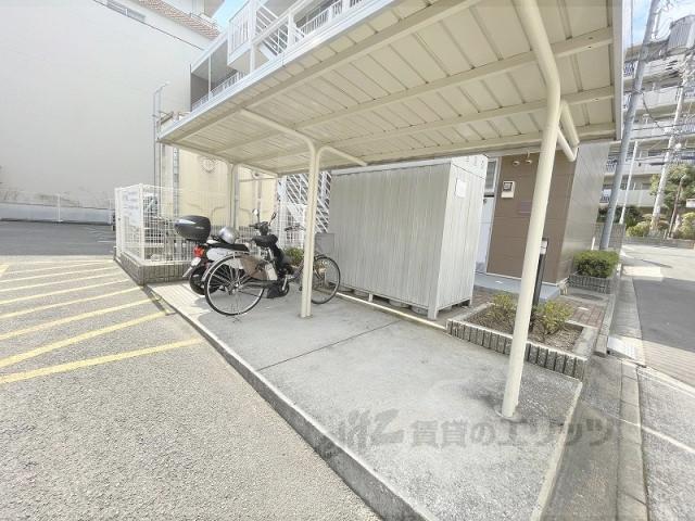 レオパレスシャトー花園