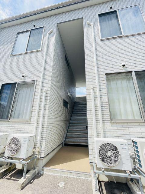 FIRST SQUARE A棟
