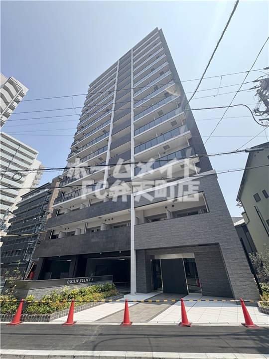 ワールドアイ大阪フェリーチェ