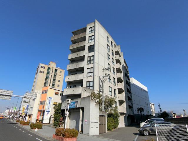 ラカーユ