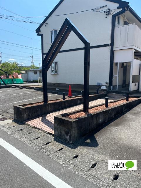 ビラアークルB
