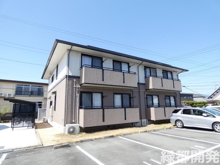 ハイカムール泉都町 A棟
