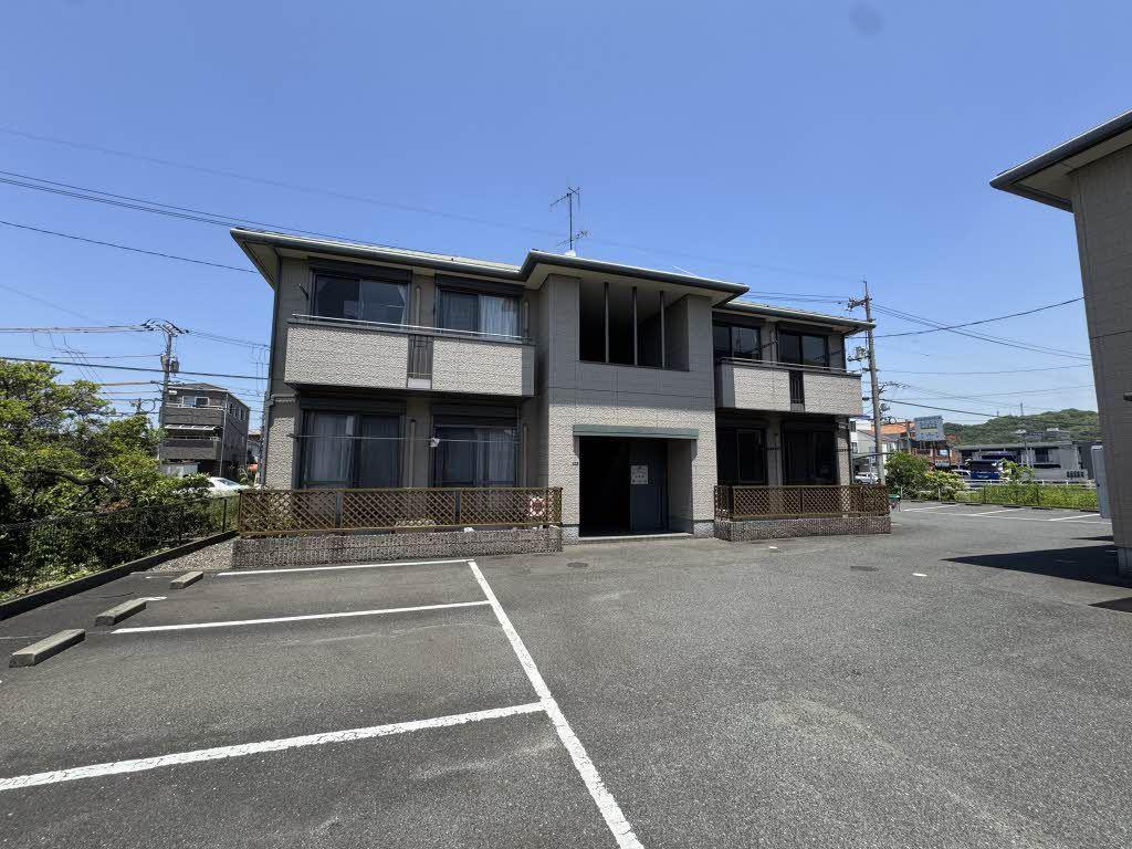 ラ・パルテール壱番館 輝