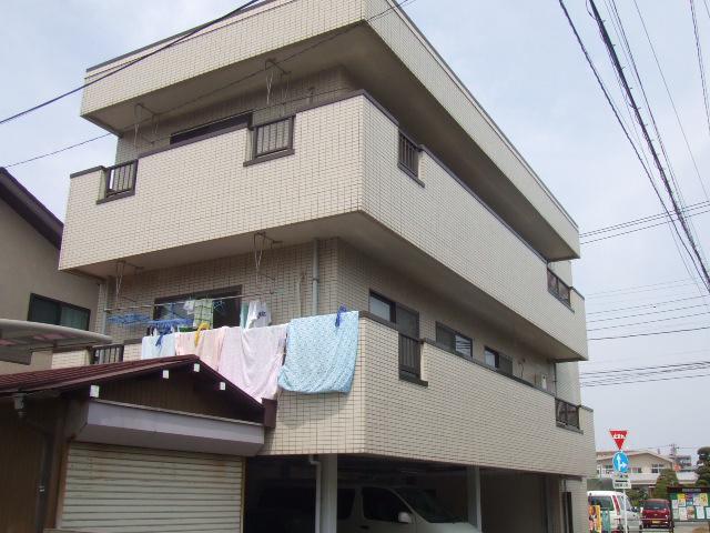 臼木ハイツ