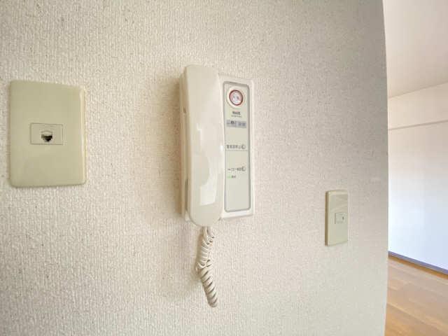ラヴィーニア