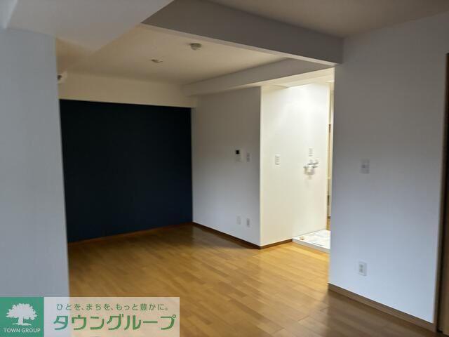 ホワイトメゾン南与野
