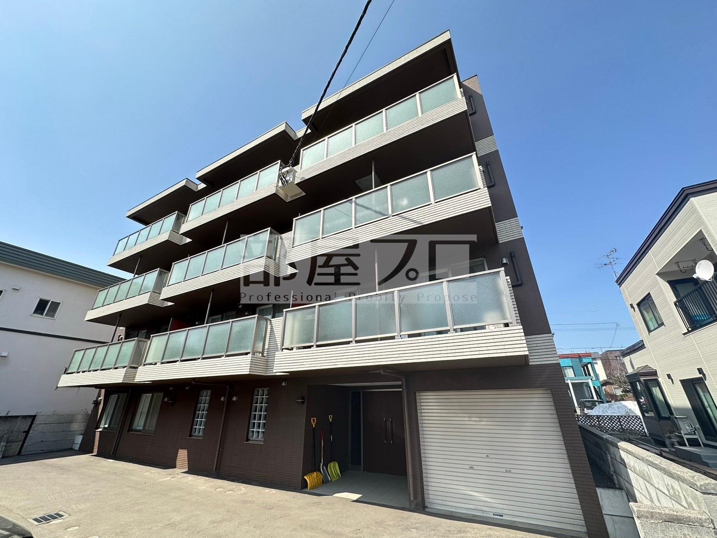 プレシェルト山の手通