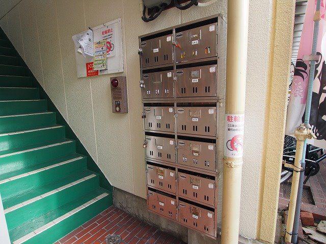 トモエハイツ2号館
