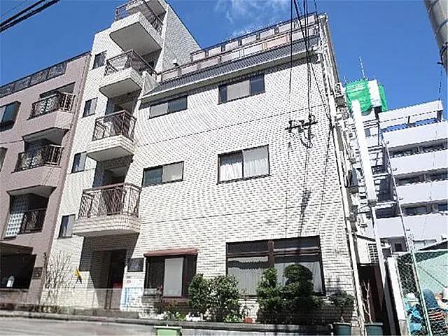 コーポリベラ