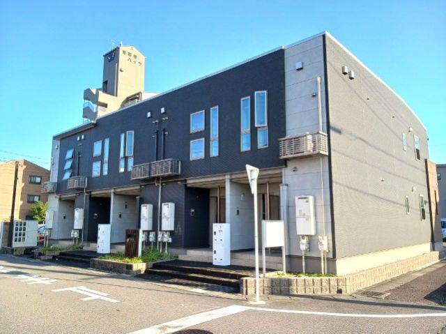ウィスタリアIII(1K/1階)