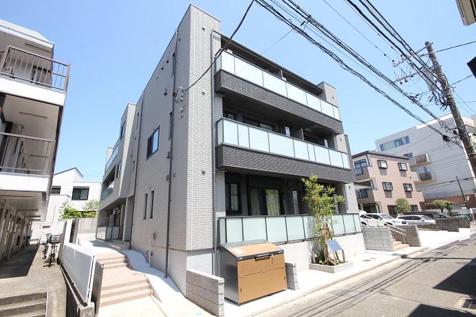 トロワ モンテ