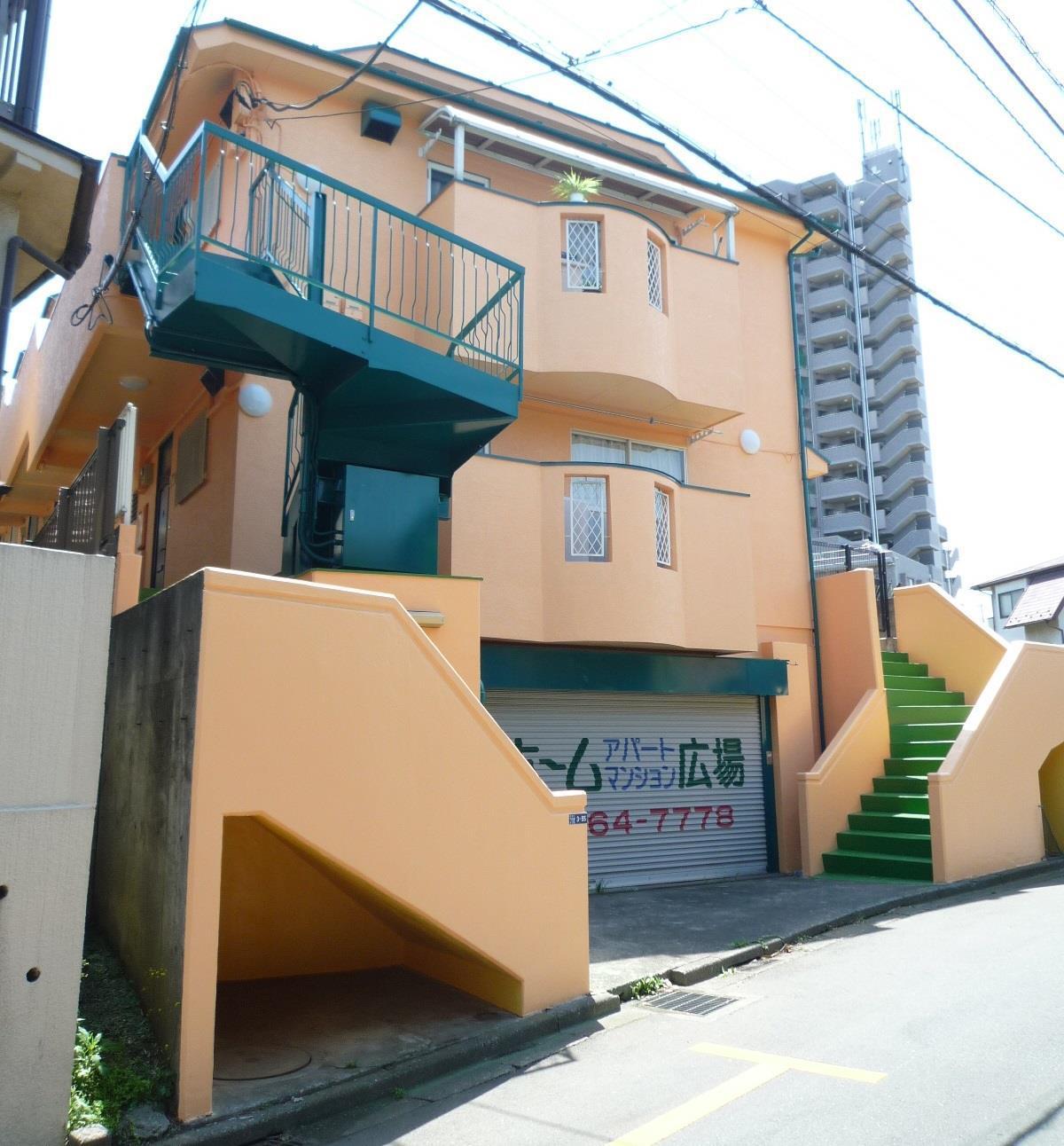 志幸ホーム 3(2DK/2階)