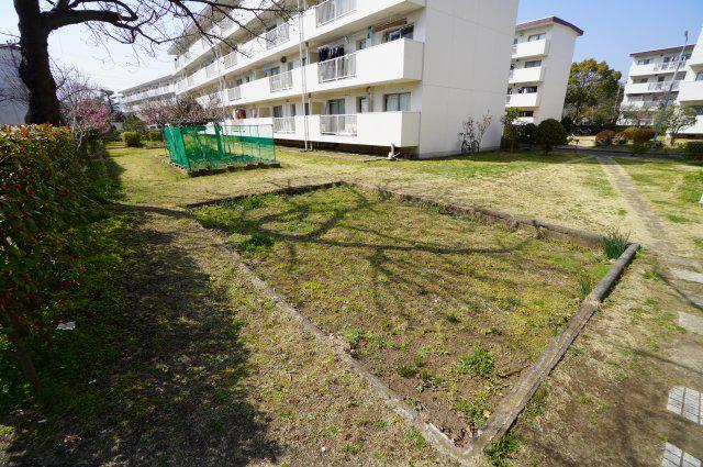 稲毛団地 15棟