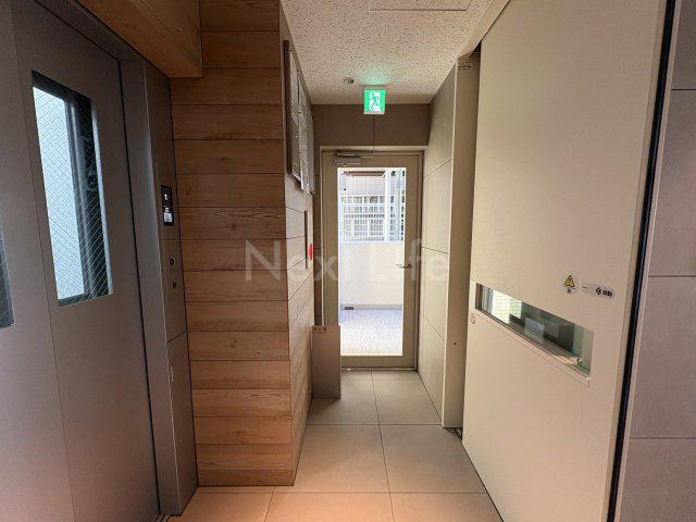 クレスト タップ 川崎港町