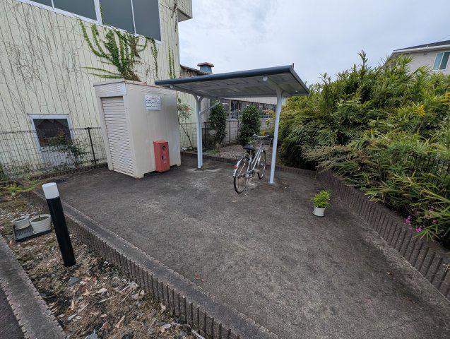 レオパレスやまと