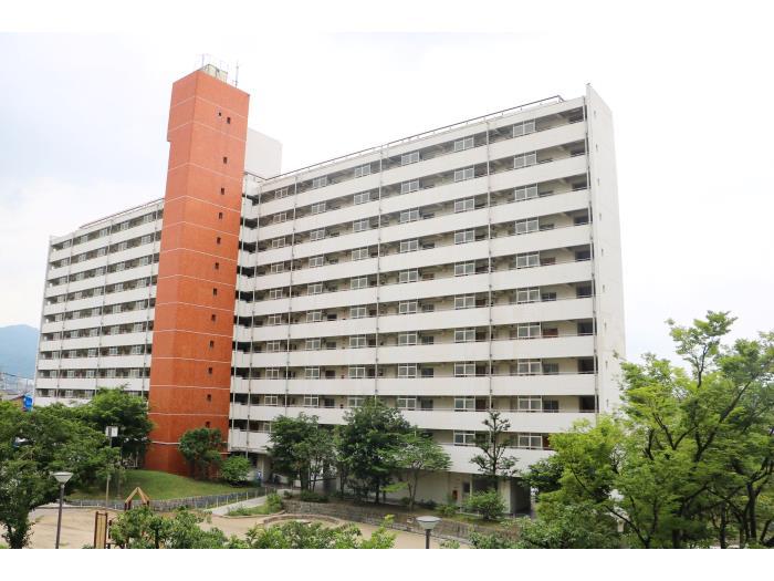 近鉄奈良線 河内花園駅 徒歩23分 11階建 築44年