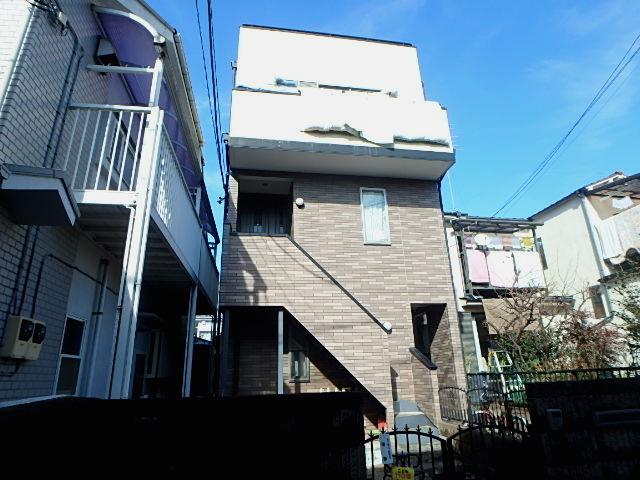 シャイニングハウス