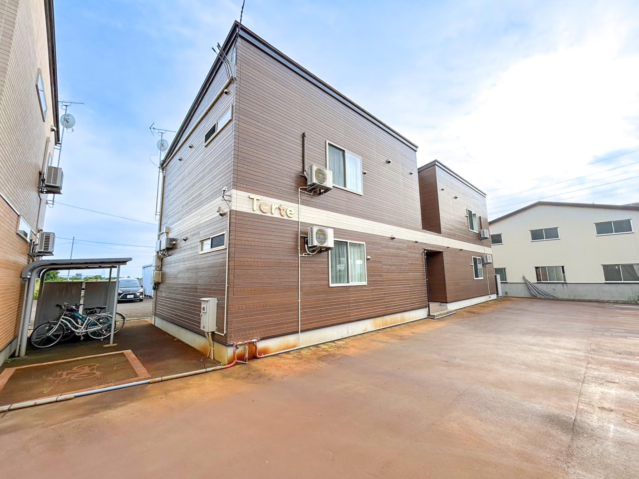 ＪＲ弥彦線 燕三条駅 徒歩20分 2階建 築8年