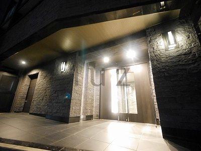 レア横濱反町駅前