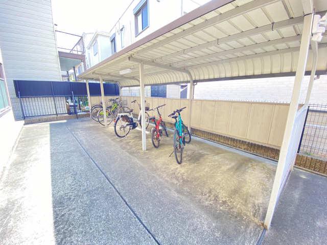 ST.ラール