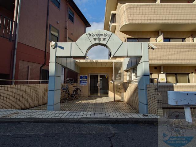 サンロージュ平和町