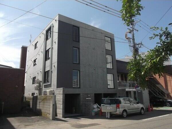 ラフレーズ学園前