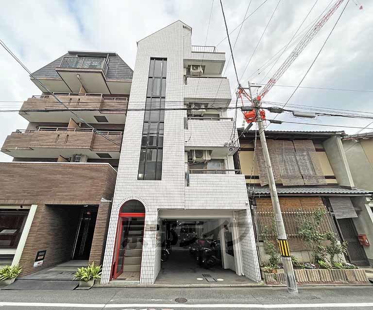 カーサ府庁前