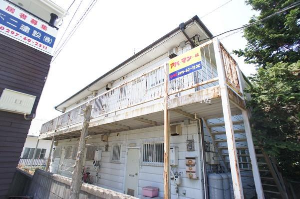 ホワイトパレス