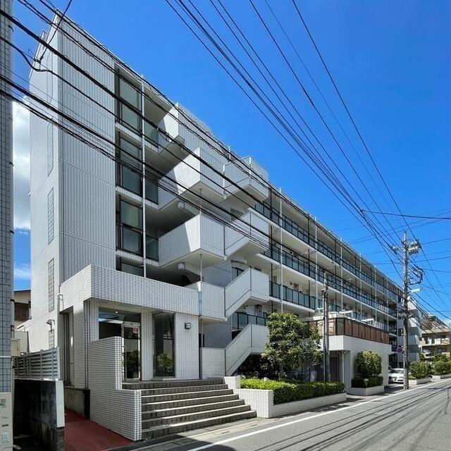ファミール東川口
