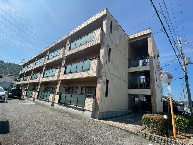 フレッド滝野