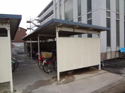 エクロール西前